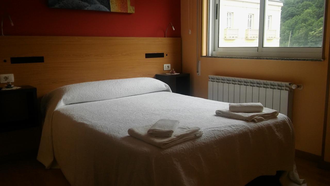Hostal-Meson Vilasante Tríacastela Kültér fotó